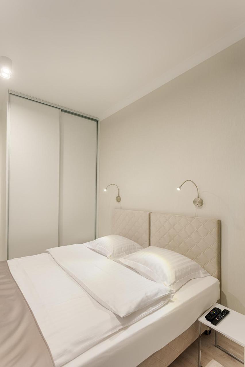 Mennica Residence Warsaw Exterior photo