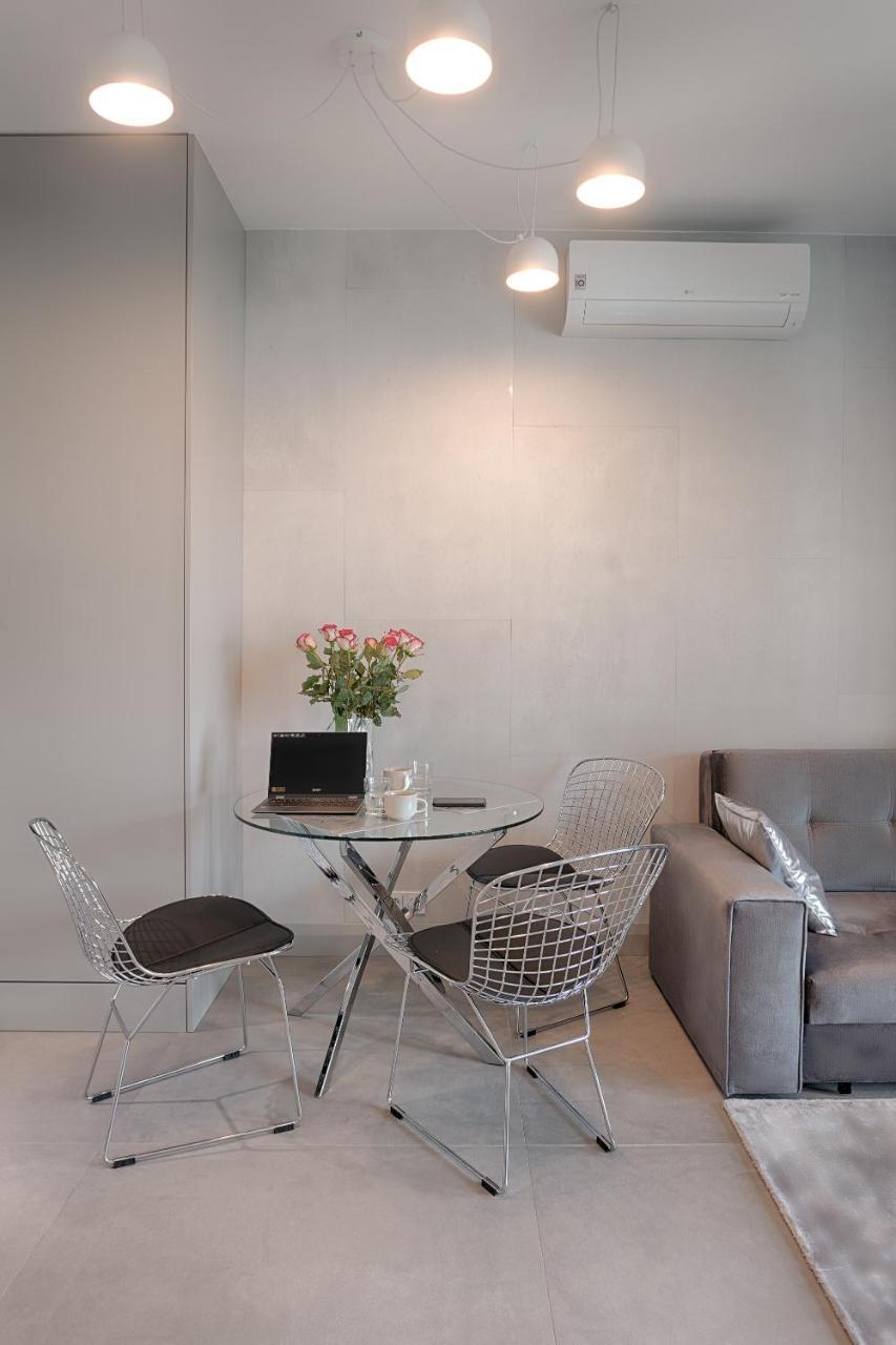 Mennica Residence Warsaw Exterior photo